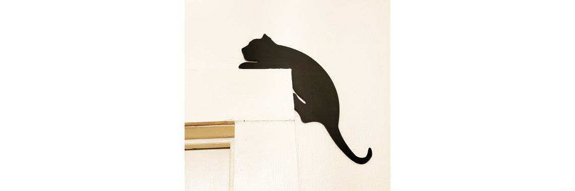 Pouncing Cat Door Frame Decorations